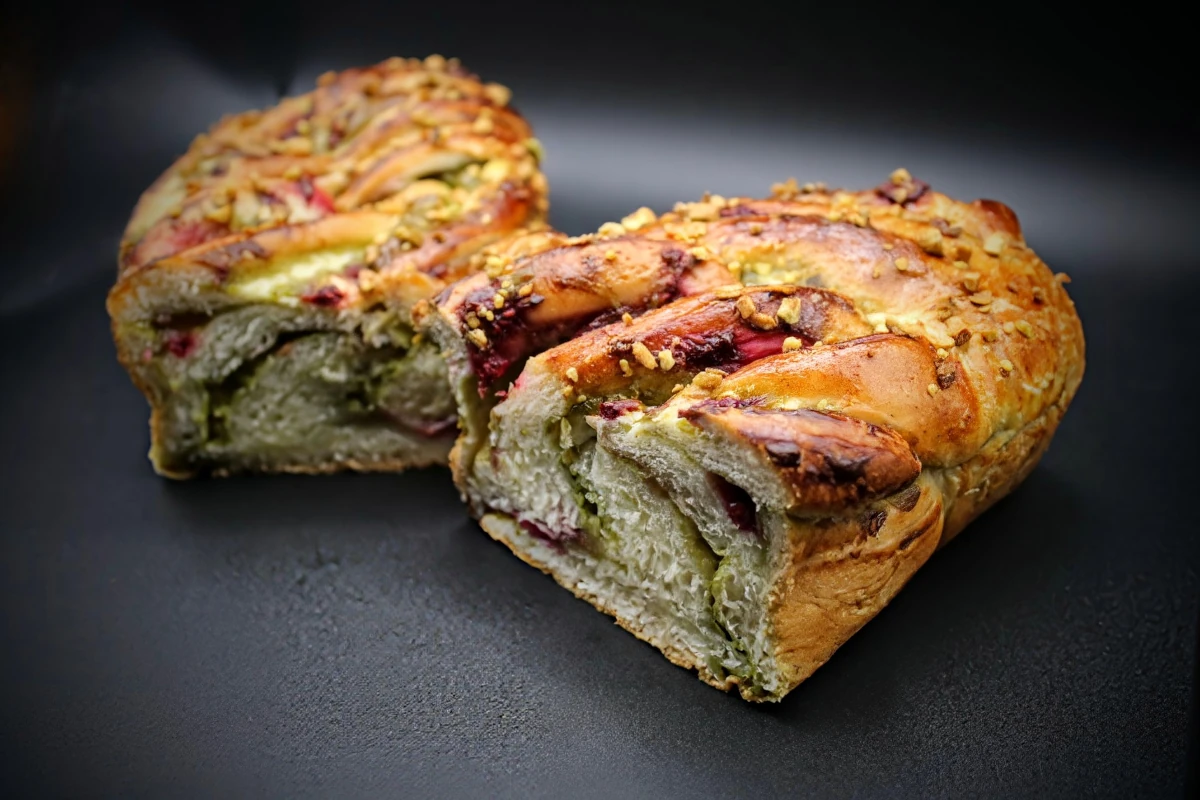 Babka Matcha framboise